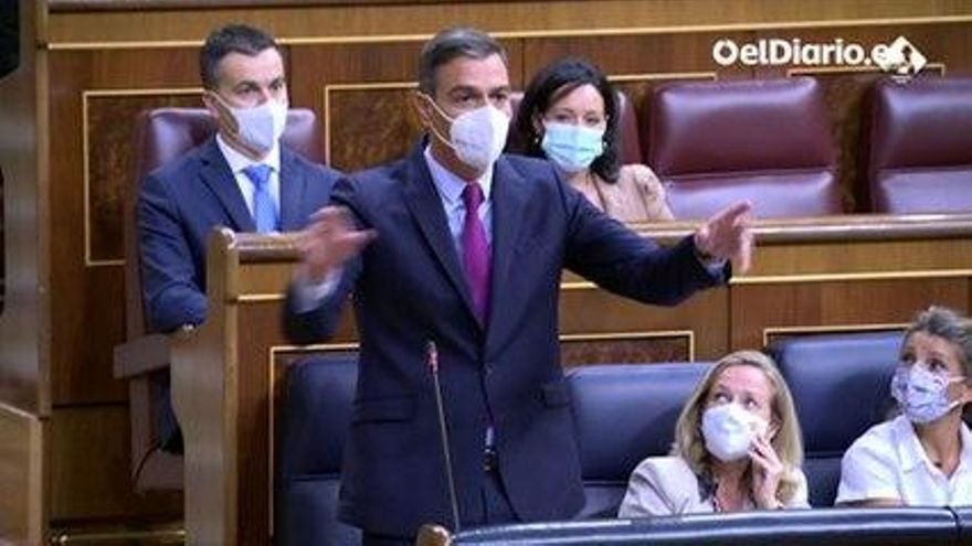 Sánchez reivindica el "interés de los ciudadanos" ante la "presión particular" de las eléctricas