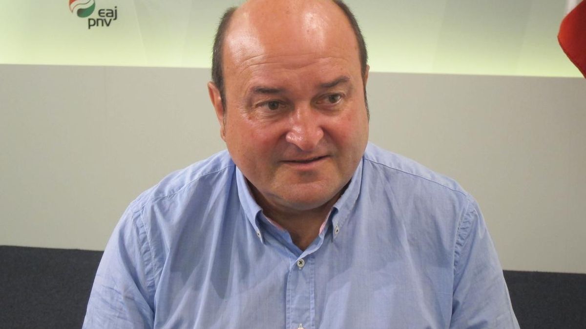 Ortuzar cree "insoslayable" el objetivo de Euskadi como nación pero aspira a lograrlo "de forma gradual"