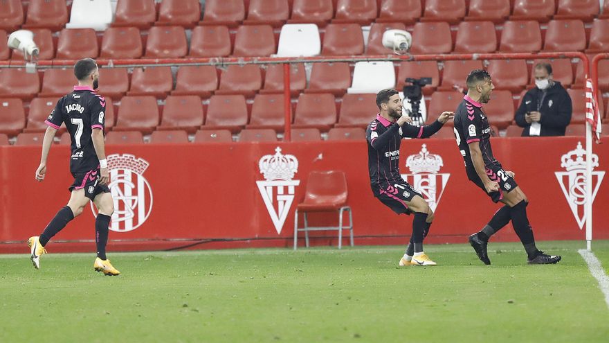 La frase “¡Grita como una maricona¡” le costó la roja a Zarfino