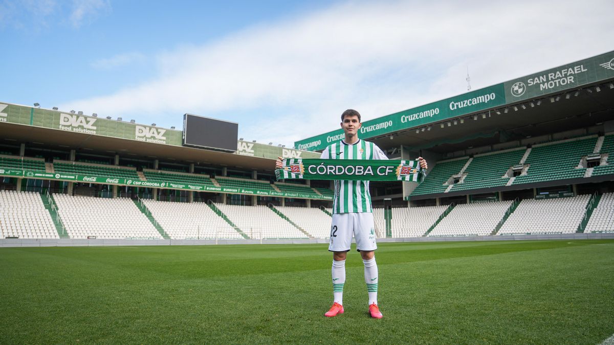 Presentación de Trulli como nuevo jugador del Córdoba CF
