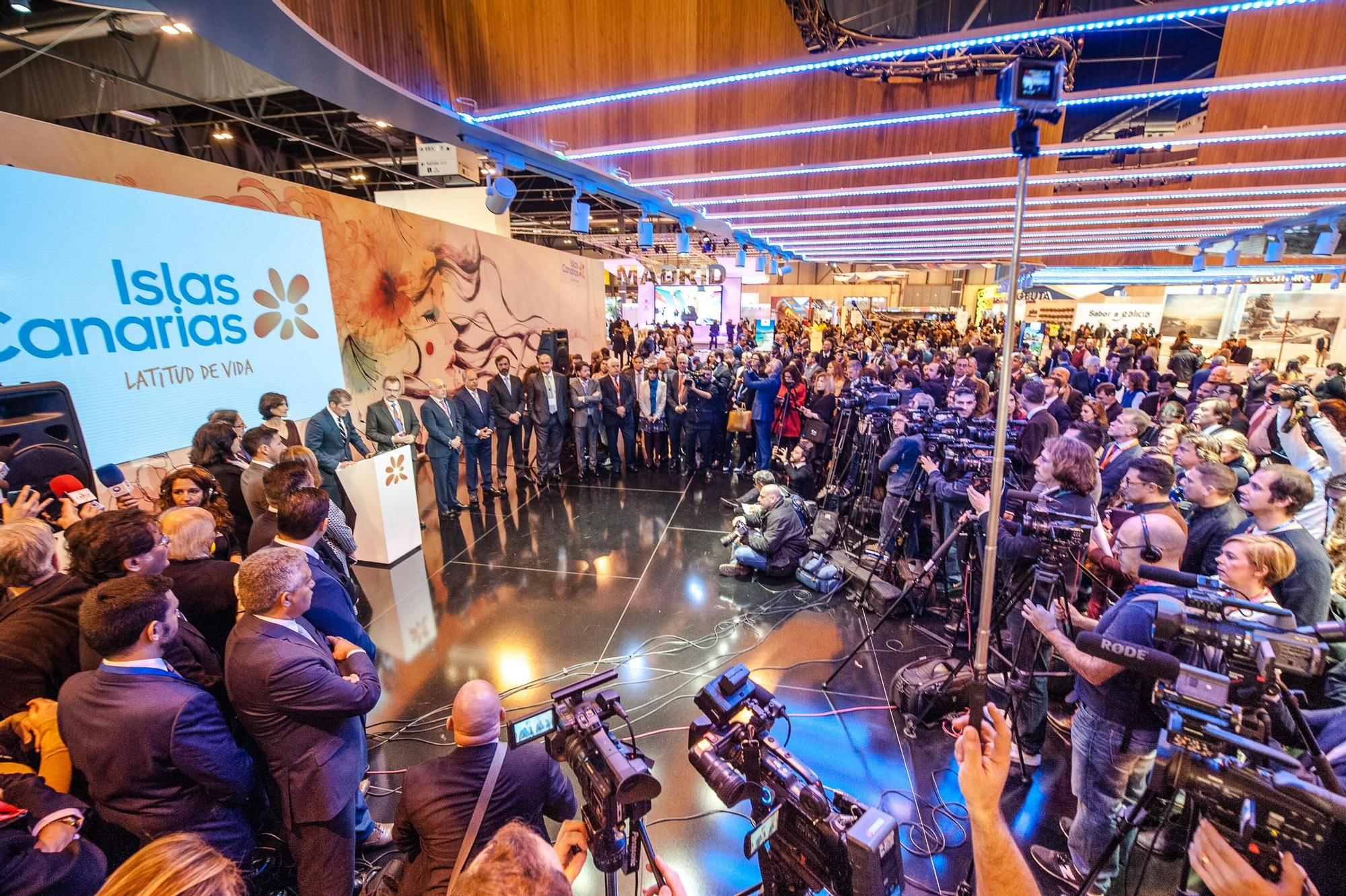 Inauguración del estand de Canarias en Fitur