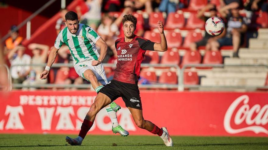 Del Real Madrid al CD Mirandés: el Córdoba CF arranca sin goles una década después
