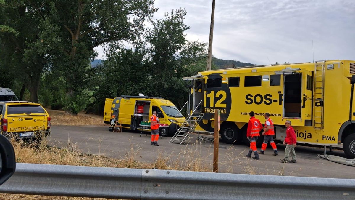El incendio en Ojacastro está controlado: en la zona permanecen efectivos realizando labores de  refresco y liquidación