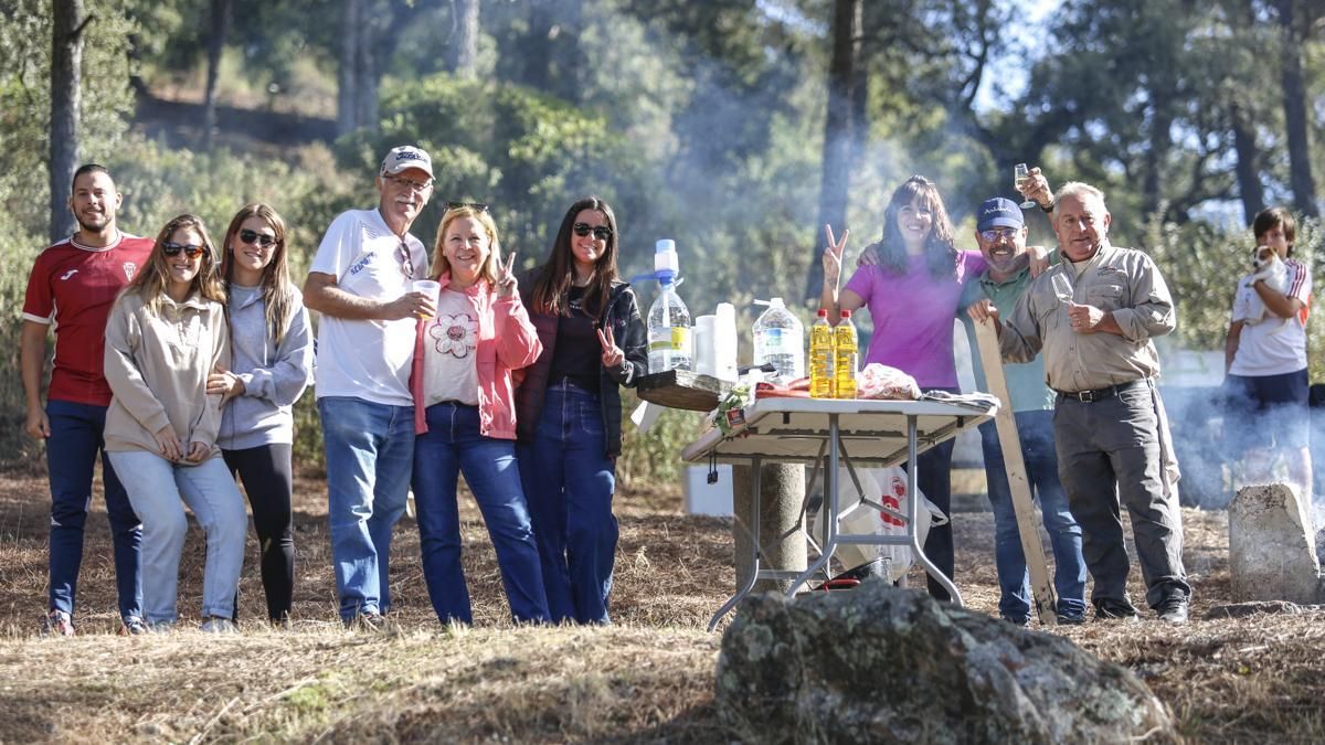 Entre peroles, amigos y familias: así se vive San Rafael en Los Villares