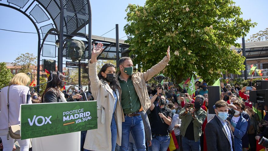 Vox arranca la campaña cargando contra Sánchez y alejándose del PP por mantener "todas las políticas de la izquierda"