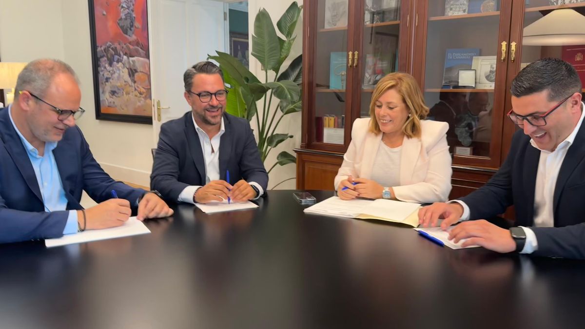 Reunión con la presidenta del Parlamento de Canarias, Astrid Pérez.