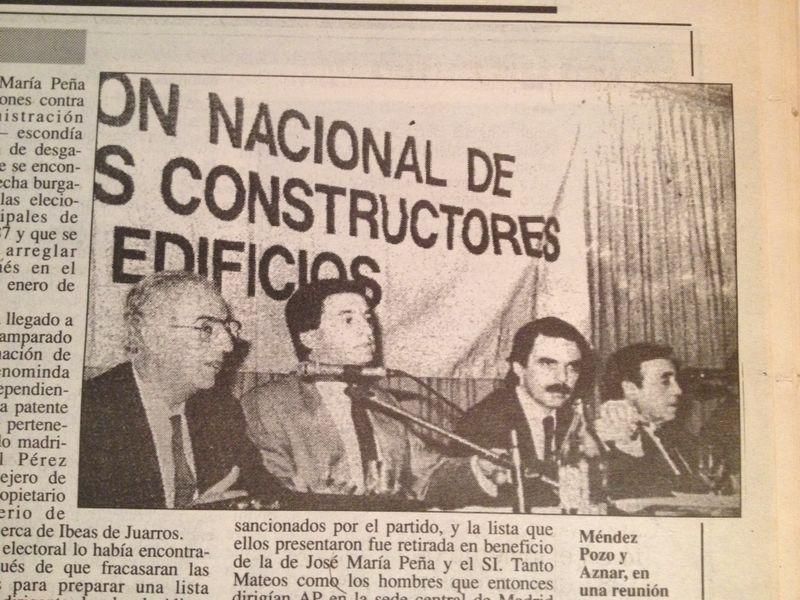 Aznar y Méndez Pozo, en una reunión con empresarios en 1987. El recorte de prensa es de Diario 16 de Burgos.