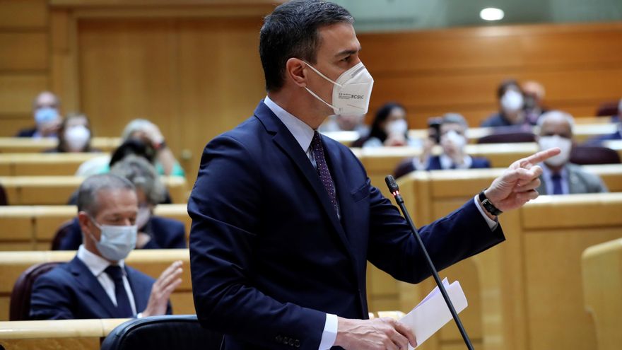 Imagen de archivo del presidente del Gobierno, Pedro Sánchez, durante una sesión de control al Gobierno en el pleno del Senado. EFE/Kiko Huesca