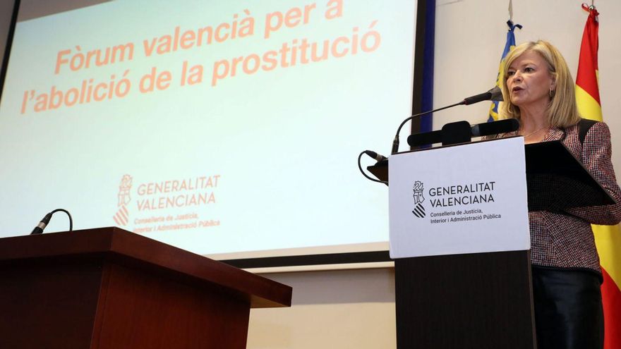 Proteger a las prostitutas, perseguir a los proxenetas o multar a los puteros... decálogo de medidas para "cerrar los burdeles"