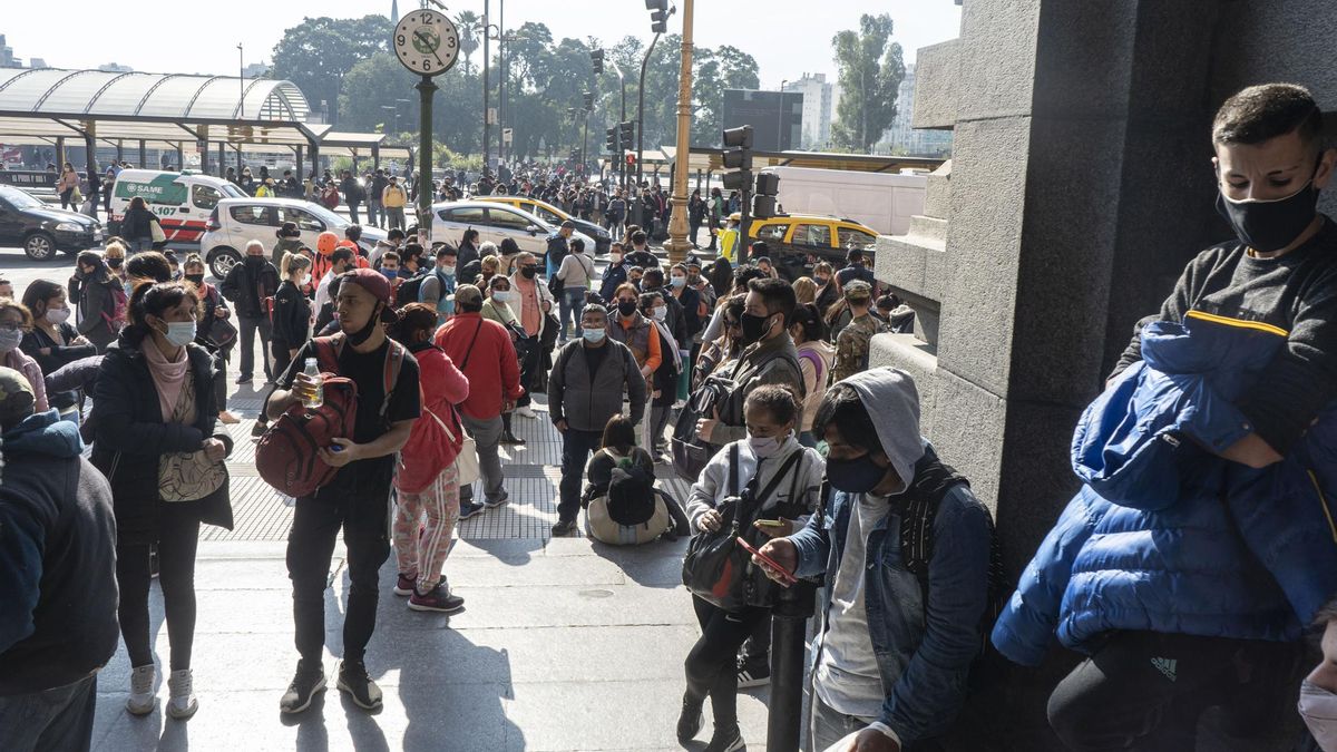 Caos en Constitución tras un corte de vías en Avellaneda