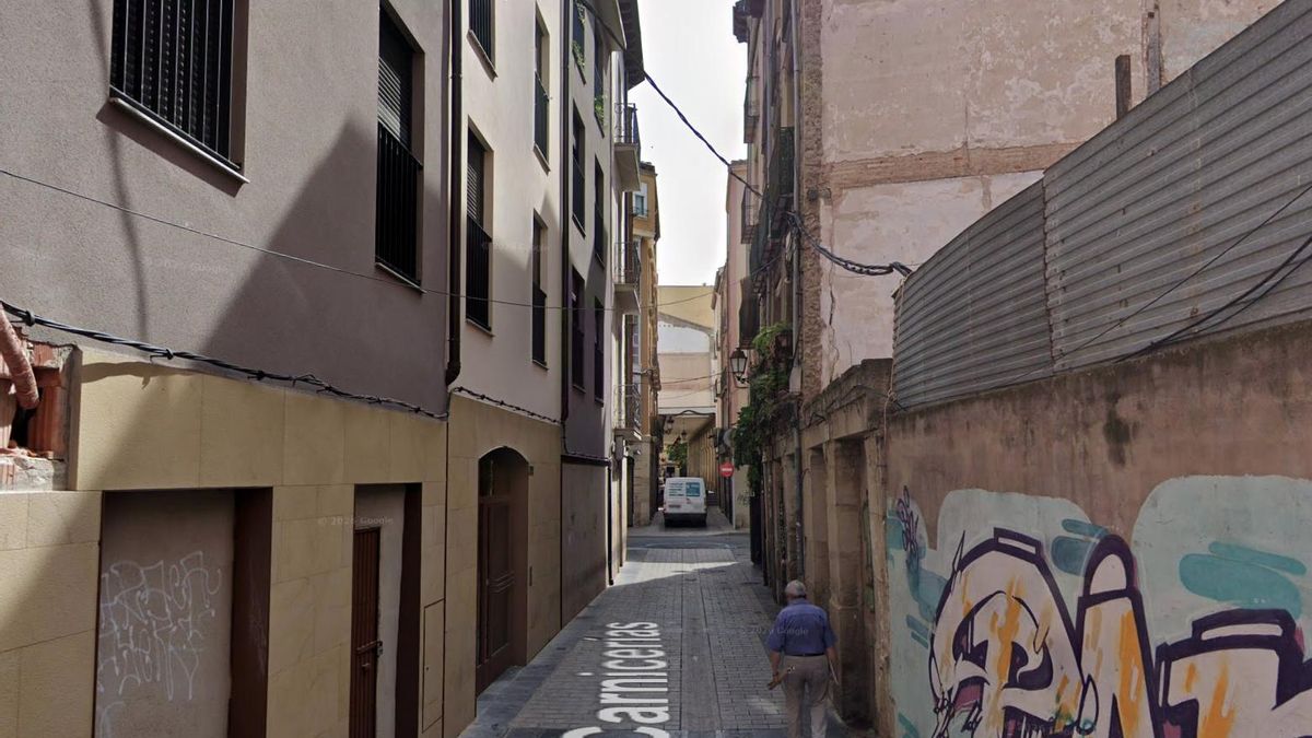 Un hombre sufre un aplastamiento en un portal de la calle Carnicerías de Logroño