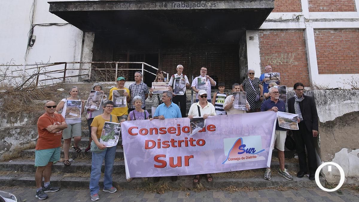 Los vecinos del distrito Sur convocan una nueva manifestación contra "el abandono" de sus barrios