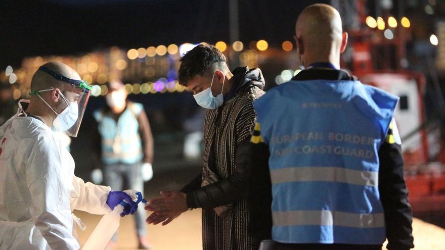 Frontex suspende temporalmente una de sus operaciones contra la inmigración en España por "cuestiones técnicas"