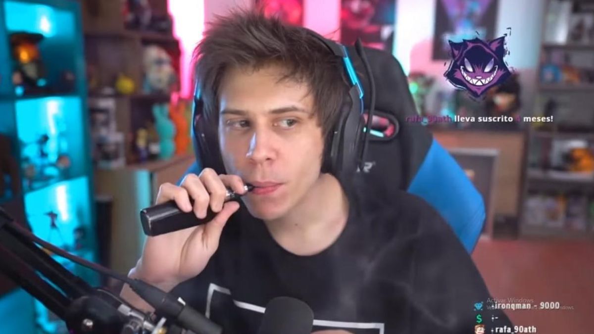 El Rubius vapeando en directo en un streaming de hace seis años