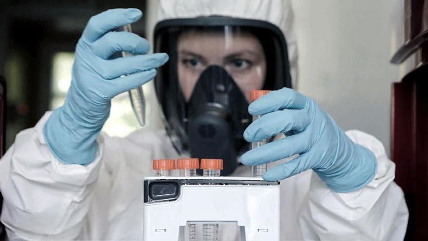 Ante el aumento de muertes, médicos rusos invitan a personalidades antivacunas a visitar los hospitales