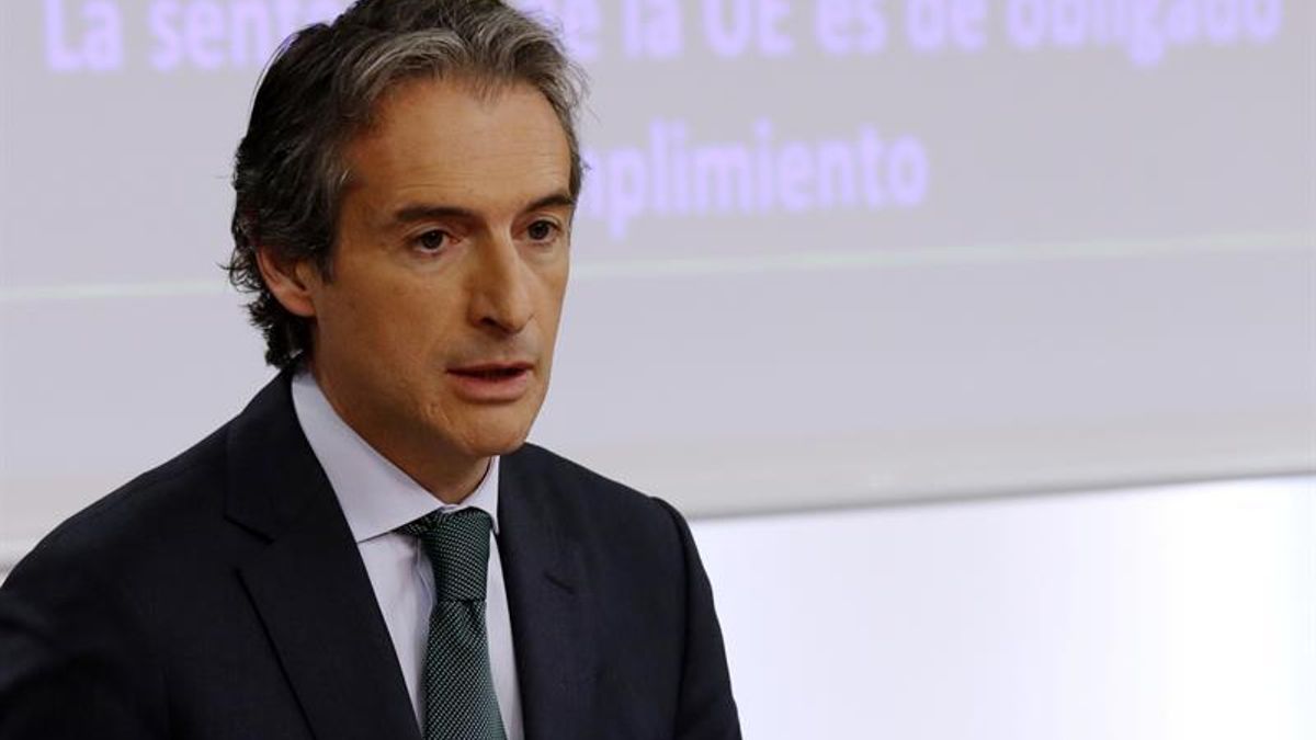 El ministro de Fomento, Íñigo de la Serna