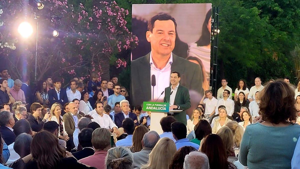 Moreno desempolva la campaña de la "dejadez" del PSOE en la Junta de hace 8 años: "La sociedad quiere más PP andaluz"