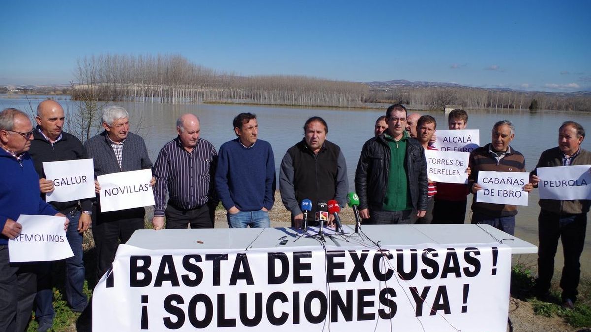 Un momento de la conferencia de prensa.