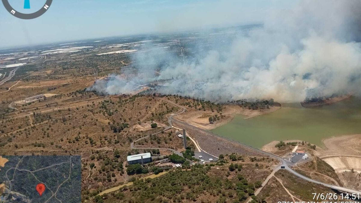 Incendio declarado el 7 de junio en las proximidades del camping Waingunga de Lepe (Huelva).
