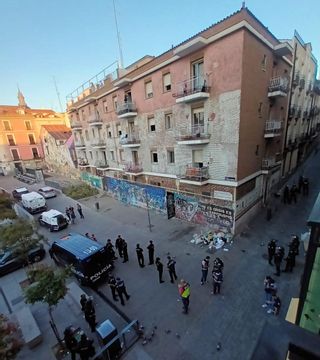 Efectivos policiales durante el desalojo de La Quimera