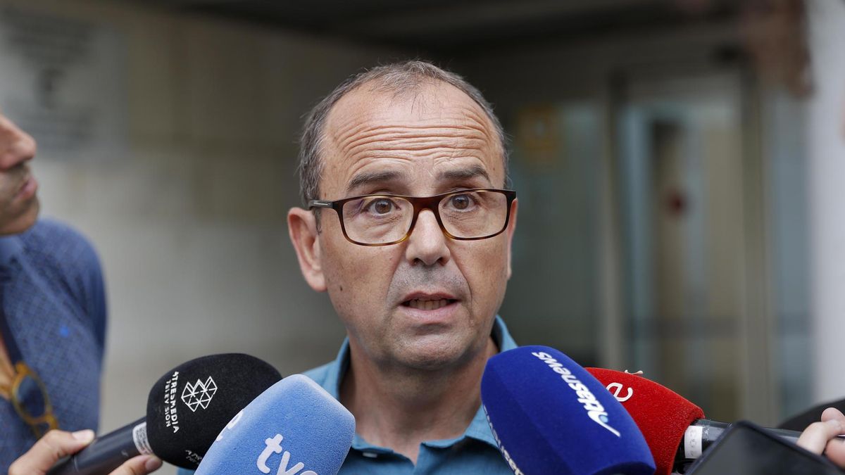 El jefe de Climatología de Aemet en València, José Ángel Núñez, a su salida de juzgados tras declarar como testigo en la causa de la DANA.