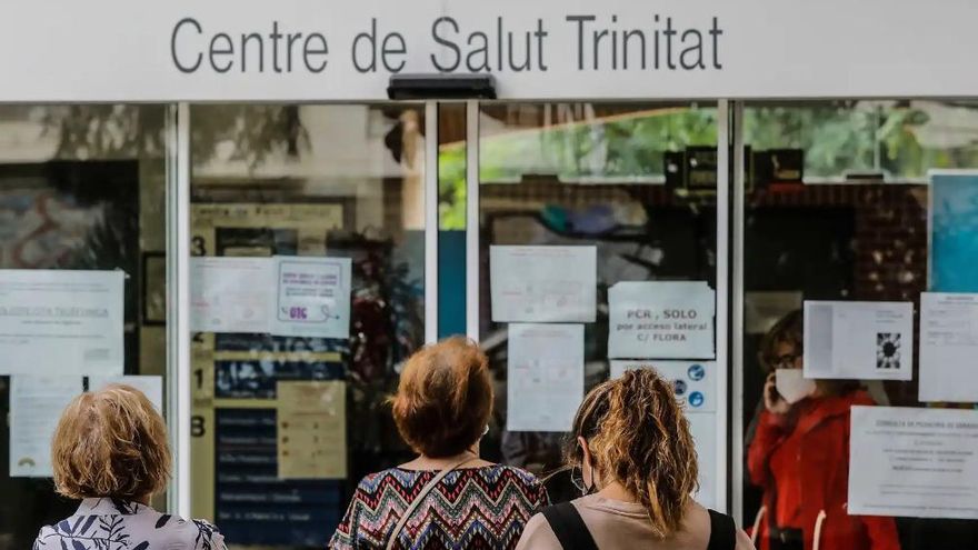 El verano es la gota que colma el vaso de los centros de salud: "Pasa cada año en vacaciones, pero este será peor"