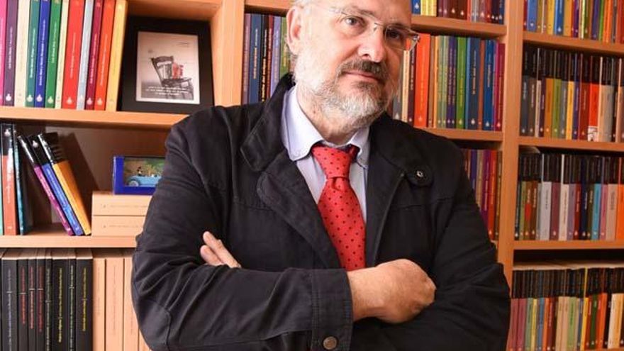 Dos productoras denuncian que un futuro vocal de Coalición Canaria en RTVC falsificó documentación para ser profesor de la Universidad de La Laguna