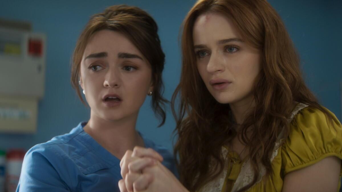 Maisie Williams y Joey King integran la nueva generación de brujas