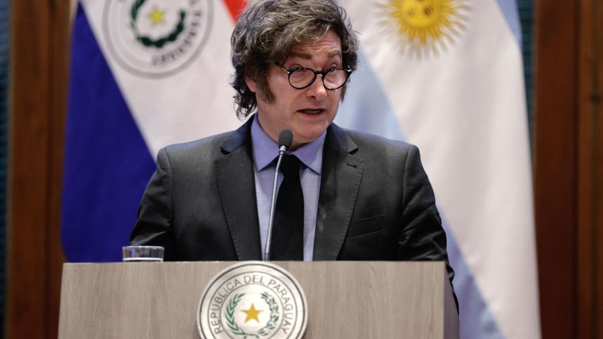 Milei felicita a León XIV y pide que defienda la vida, la libertad y la propiedad privada