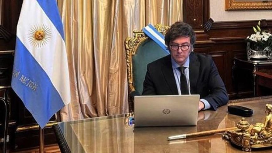 El Gobierno considera "inevitable" el aumento de la pobreza y confía en su "contención" social