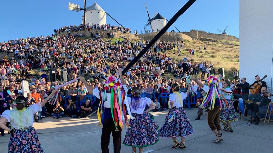 Fiesta de la Rosa del Azafrán en Consuegra (Toledo)