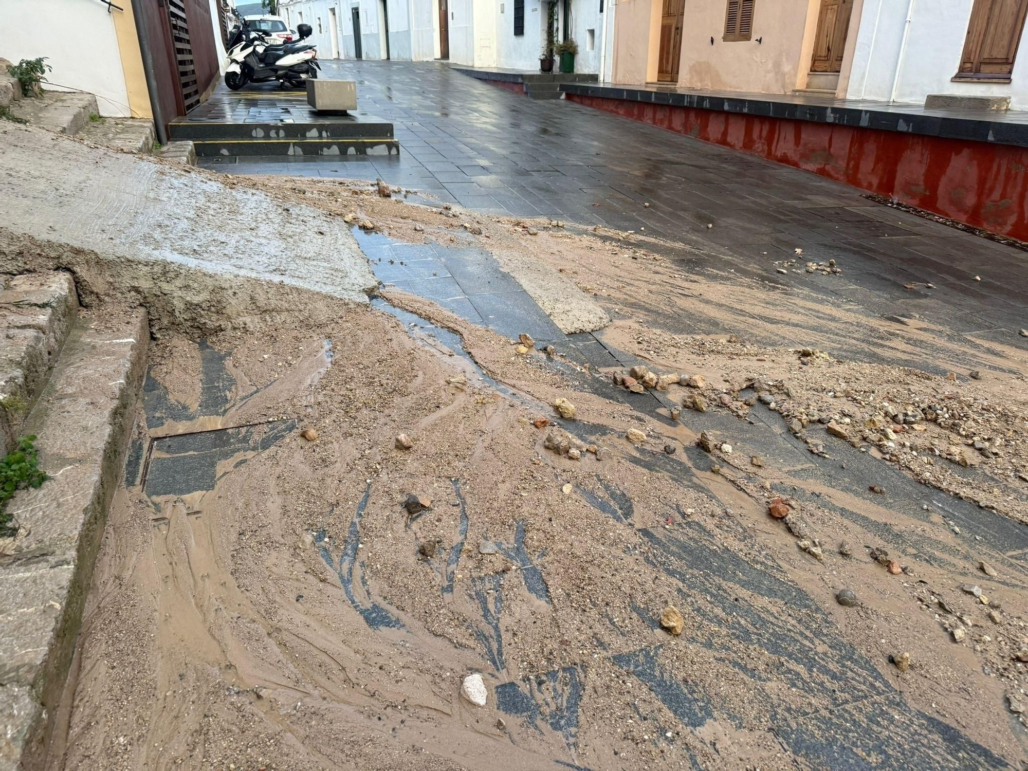 Barro en Eivissa tras las lluvias de este jueves