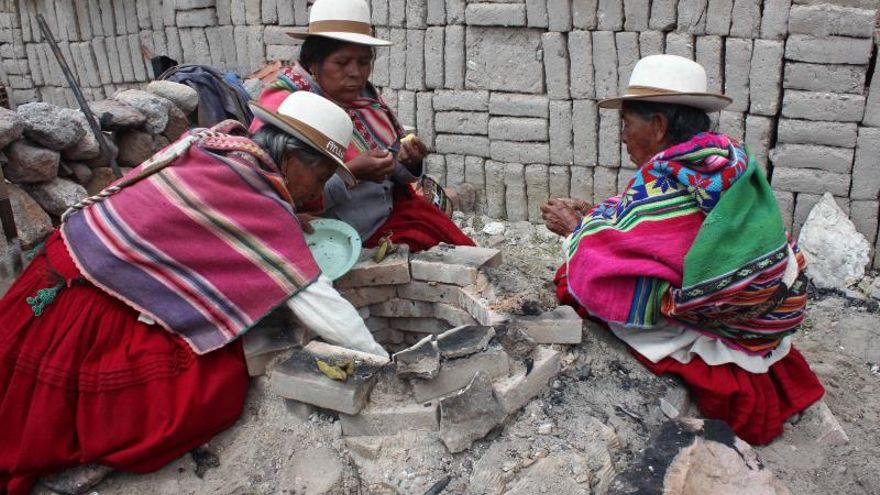 Algas y hierbas medicinales, "sabores silvestres" del altiplano boliviano