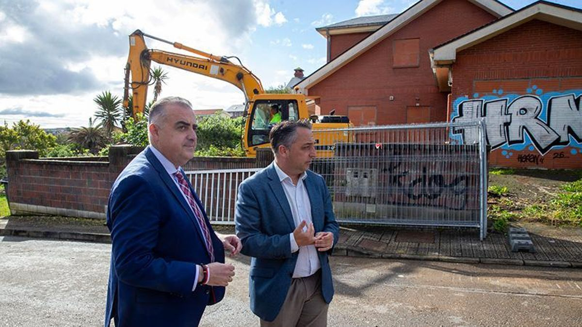 Décadas a la espera de derribo: el complicado legado de la corrupción urbanística que riega la costa de Cantabria