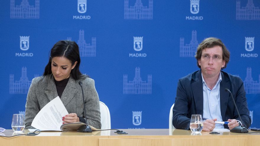 Archivo - El alcalde de Madrid, José Luis Martínez-Almeida, y la vicealcaldesa de la capital, Begoña Villacís.
