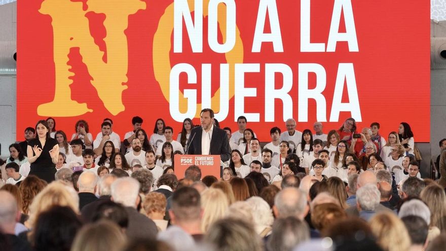 El ministro de Transportes y Movilidad Sostenible, Óscar Puente, interviene durante el cierre de la campaña del PSOE, a 13 de marzo de 2026, en Valladolid, Castilla y León (España)