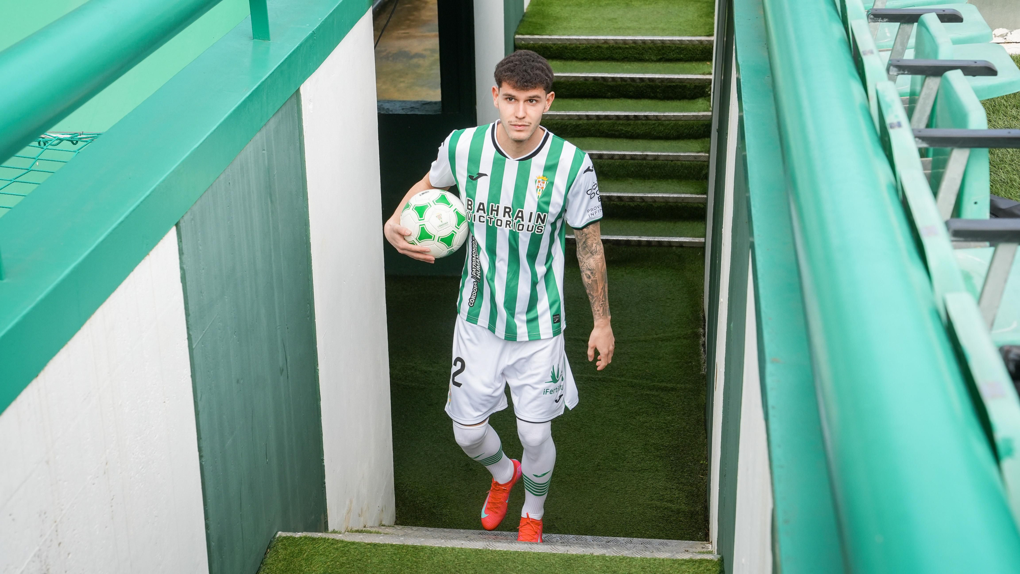 Presentación de Trulli como nuevo jugador del Córdoba CF