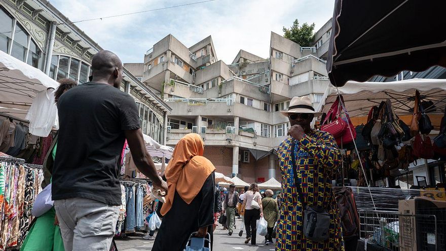 En el barrio que el protegido de Le Pen usa para avivar su discurso xenófobo: “Cuando les escucho, me duele”
