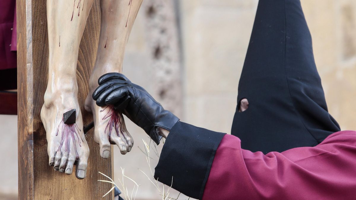 Imagen de archivo de la procesión del Desenclavo en León.