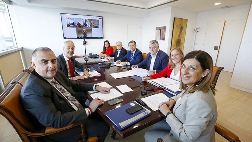 El Gobierno cántabro del PP recurrirá ante el Supremo el decreto que regula el reparto de menores migrantes