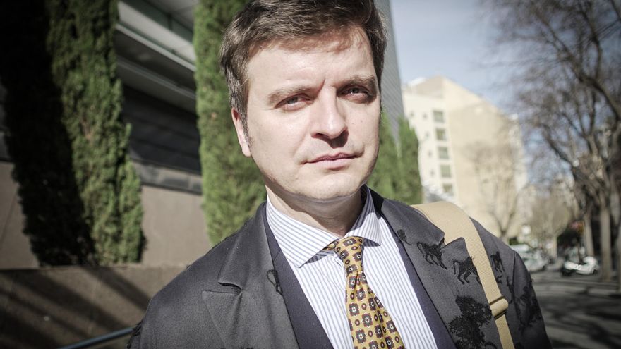 Marc Giró presenta cada día el 'Vostè primer', en RAC-1