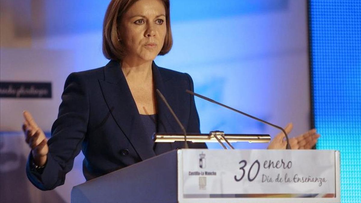 Cospedal gana la demanda contra Bárcenas por derecho al honor