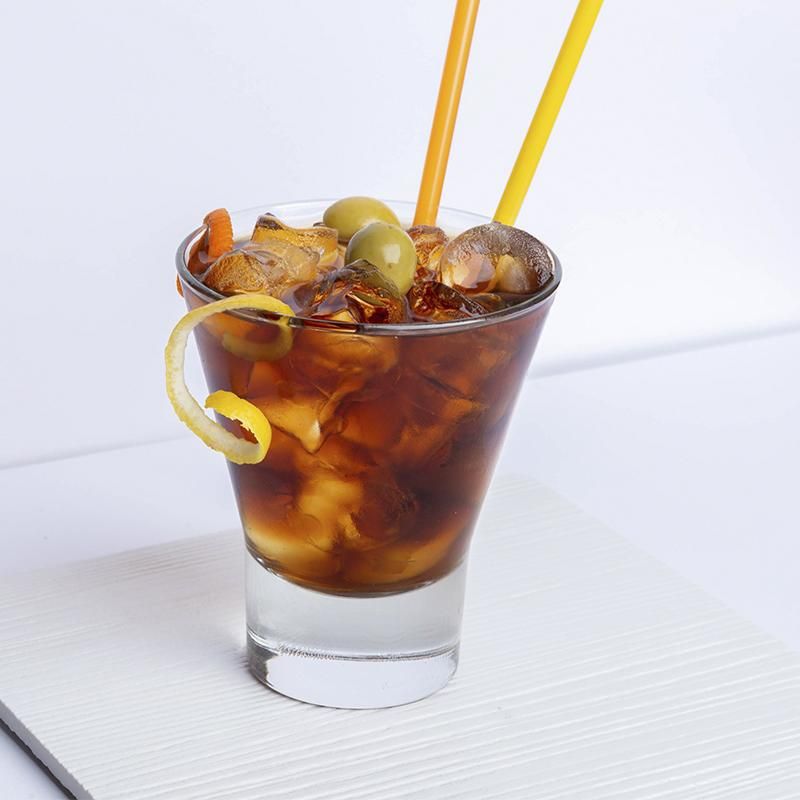 Gavanna: 'Gavanna rouge' un cóctel basado en la receta original del clásico ron-cola con vermut.