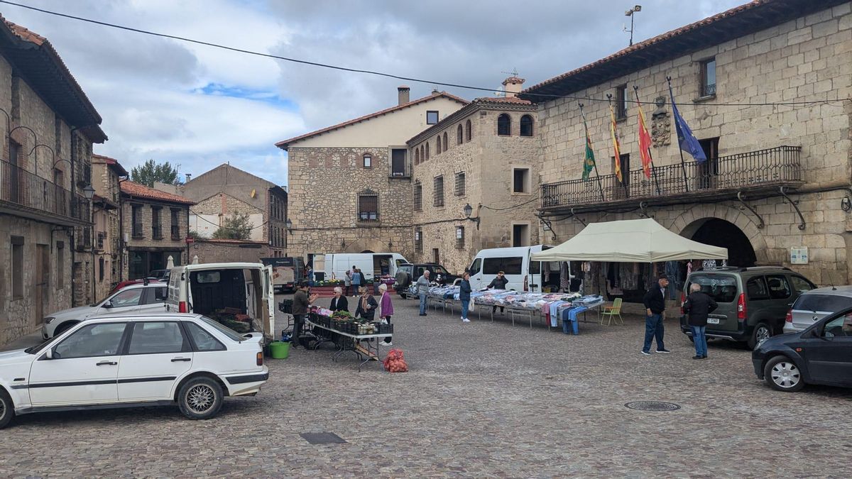 Mercado de los miércoles en Orihuela del Tremedal