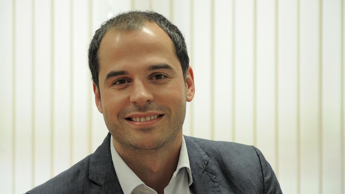 Ciudadanos avisa a Cifuentes que va a ser intransigente con la corrupción "venga de donde venga"
