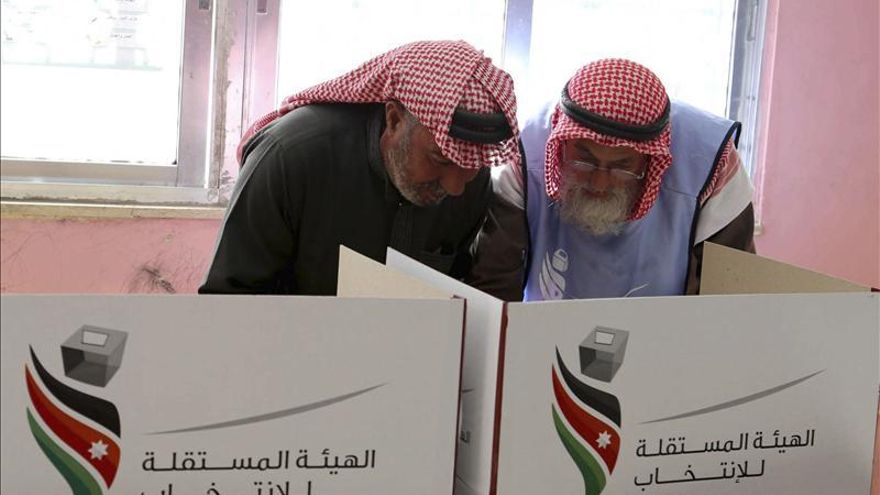 Jordania celebra elecciones municipales, boicoteadas por los Hermanos Musulmanes