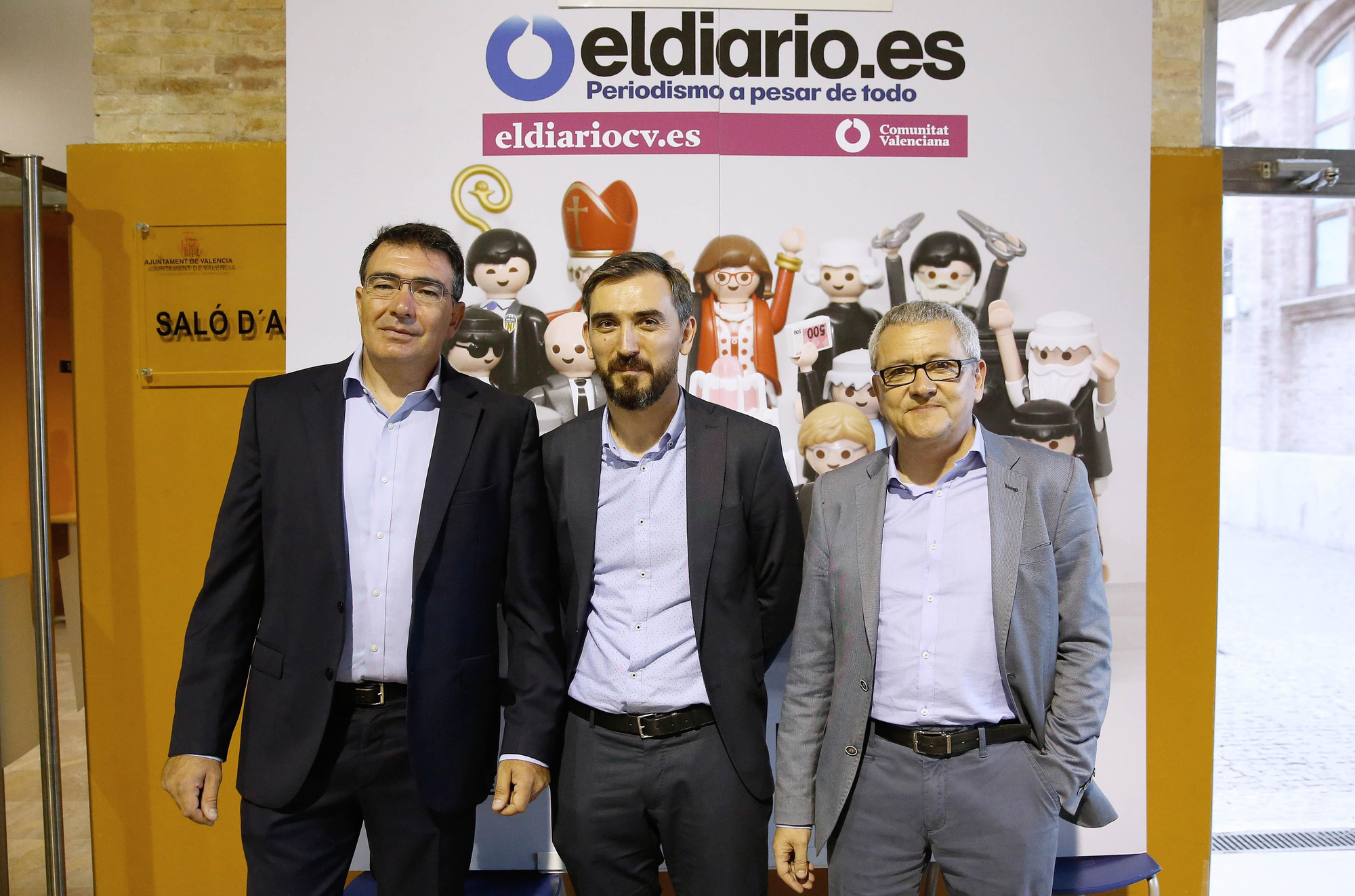 Ignacio Escolar y Adolf Beltran junto a Narciso Estellés (Ciudadanos)