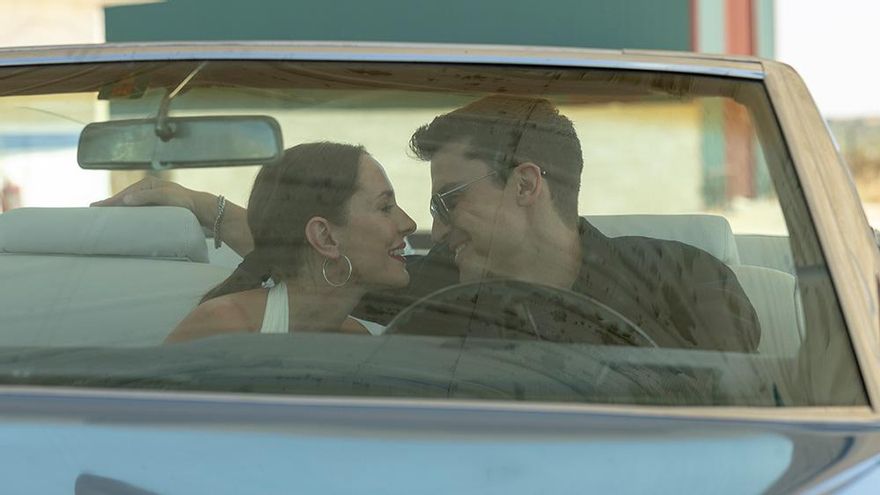 Silvia Alonso y Álex González se convierten en 'Ladrones' en la nueva serie de Disney+, que lanza su tráiler