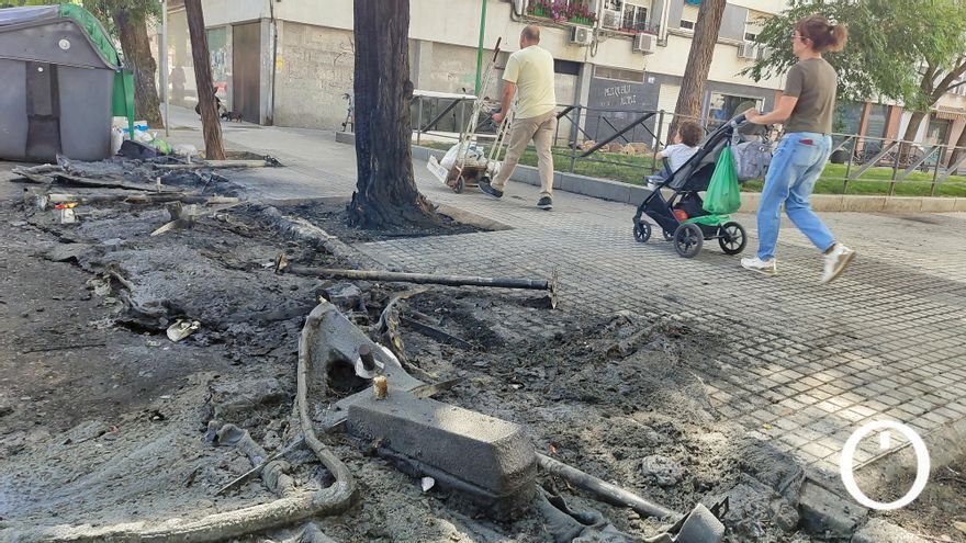 Los bomberos acuden a sofocar incendios de contenedores dos noches seguidas a la Fuensanta
