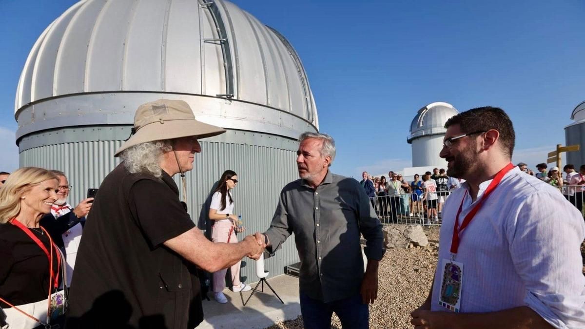Brian May, guitarrista de Queen, disfrutó del eclipse en Teruel: "Simplemente hermoso"